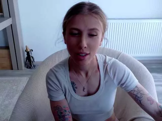 Offline DiddySweet1 on BongaCams