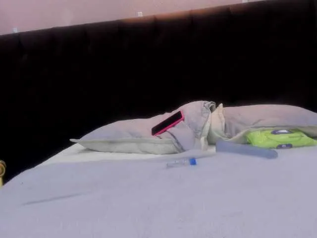 Freechat Domincka on BongaCams