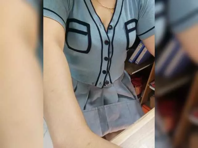 Offline Dream-ari on BongaCams