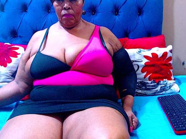 Offline Ebonycandy10 on BongaCams