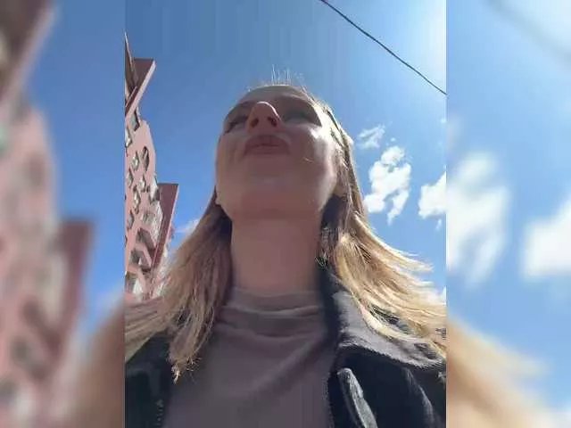 elegantbabe on BongaCams