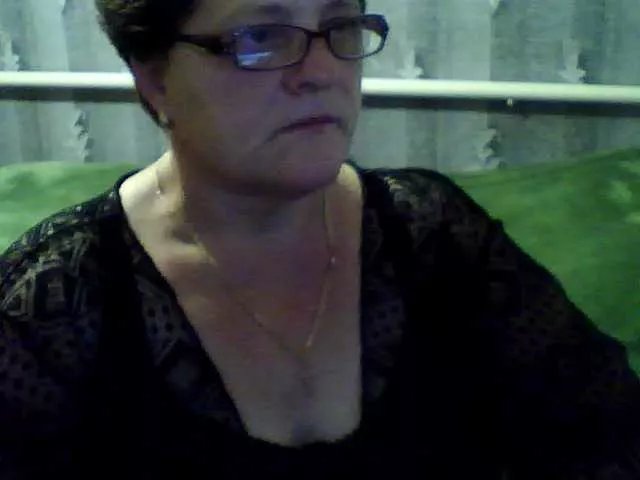 ElzaJewel on BongaCams