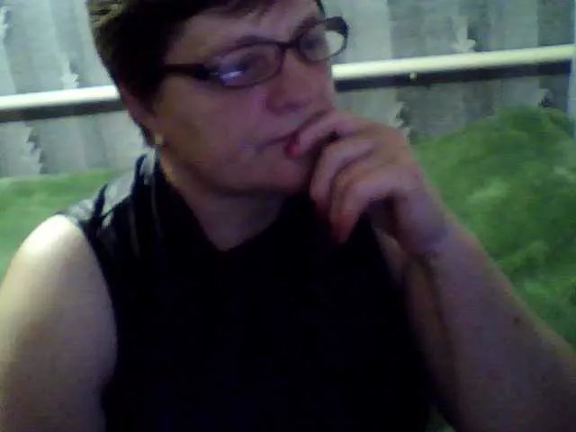 ElzaJewel on BongaCams