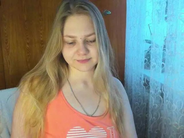 Emma-Frizea on BongaCams