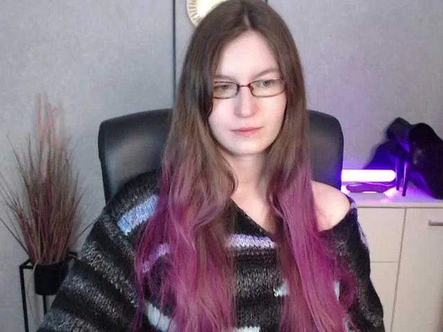 EmmaHeart on BongaCams