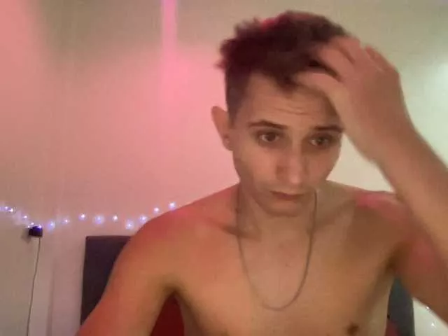 Offline EmmyKrist on BongaCams