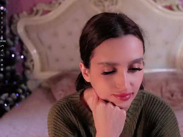 Freechat enchantressss on BongaCams