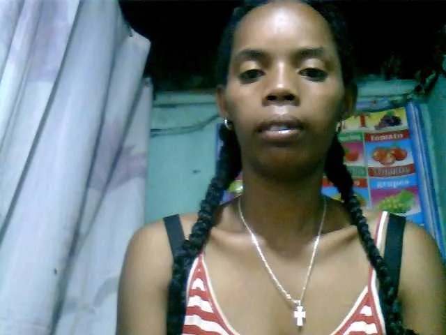 Fanihsexy on BongaCams