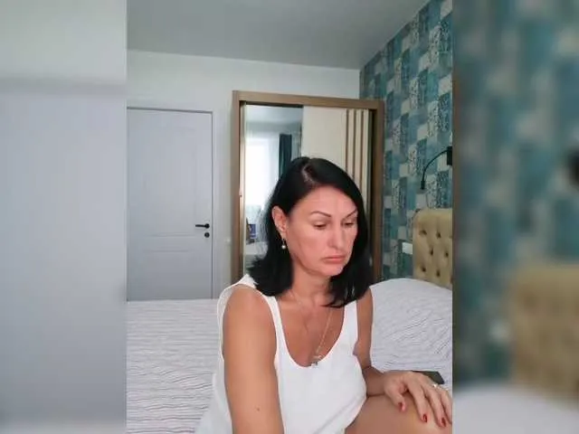 Offline Find-me2 on BongaCams