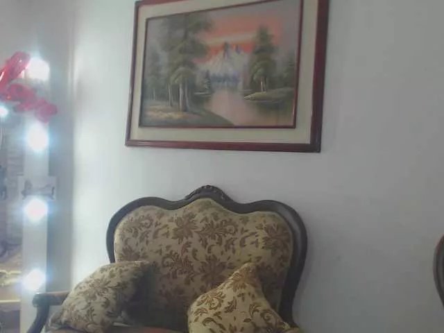 flacapaola11 on BongaCams