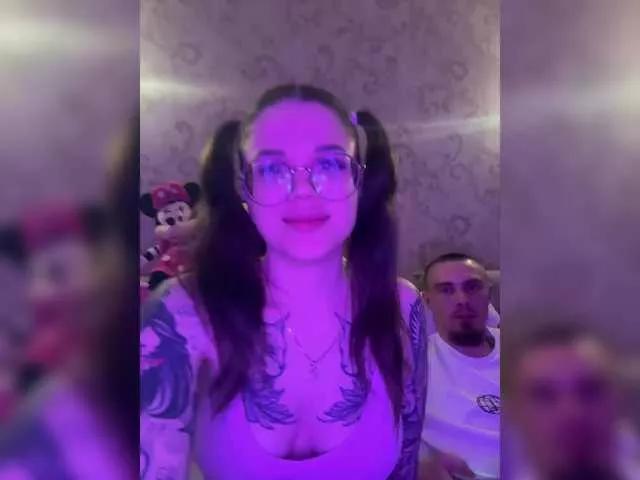 Offline Flipflapfap on BongaCams