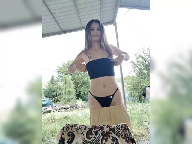 Offline FOX69LOVE on BongaCams