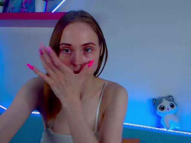 Offline GinaLovely on BongaCams