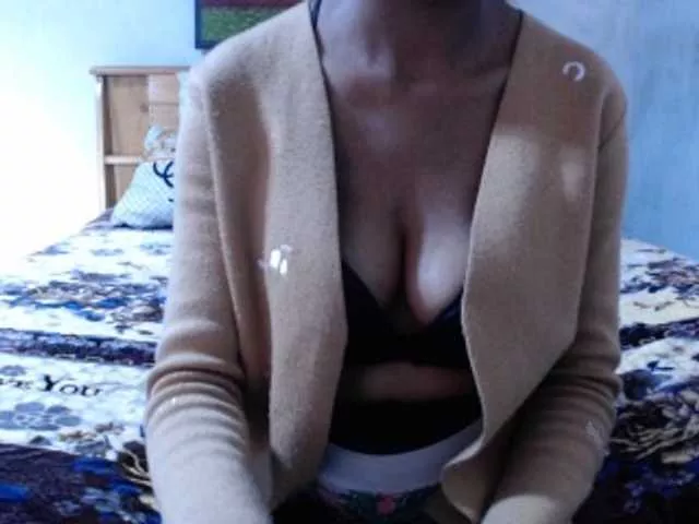 Freechat Hamour on BongaCams