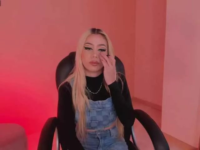 HannaConnor on BongaCams