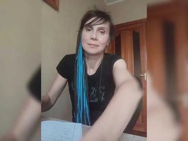 Hellenalonenochka on BongaCams
