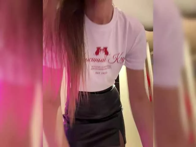 Freechat hothoneybabe on BongaCams