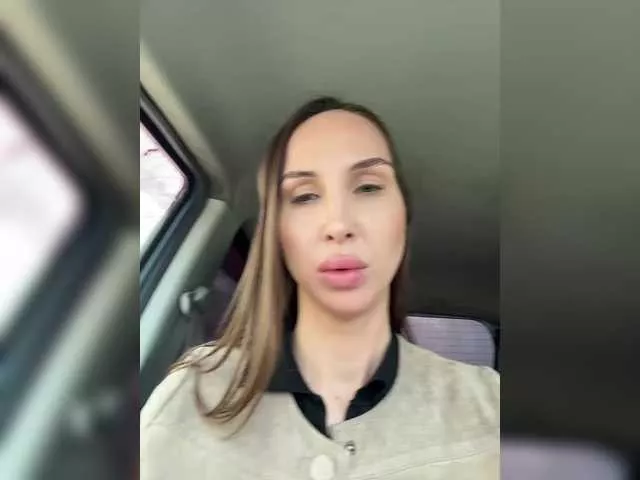 Freechat hothoneybabe on BongaCams