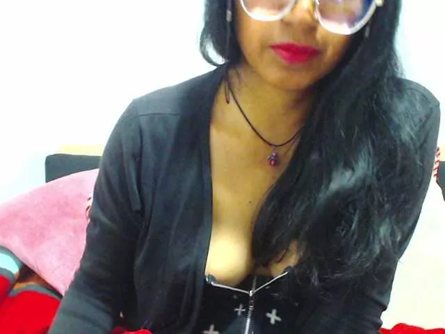 HOTTTSKIN on BongaCams 