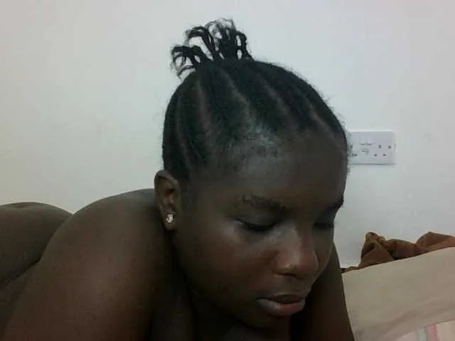 Hotybobbies on BongaCams