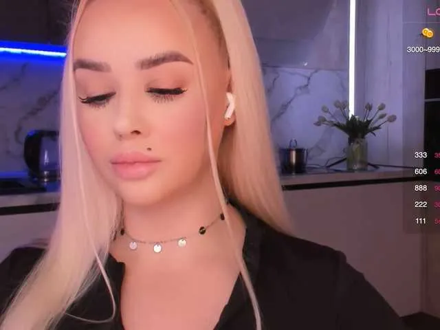 Offline In-your-fucking-mind on BongaCams