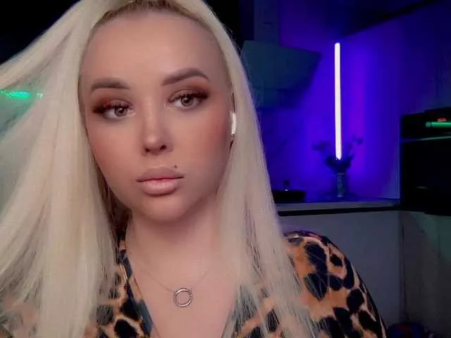 Offline In-your-fucking-mind on BongaCams