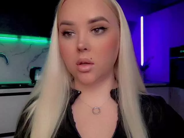 Offline In-your-fucking-mind on BongaCams