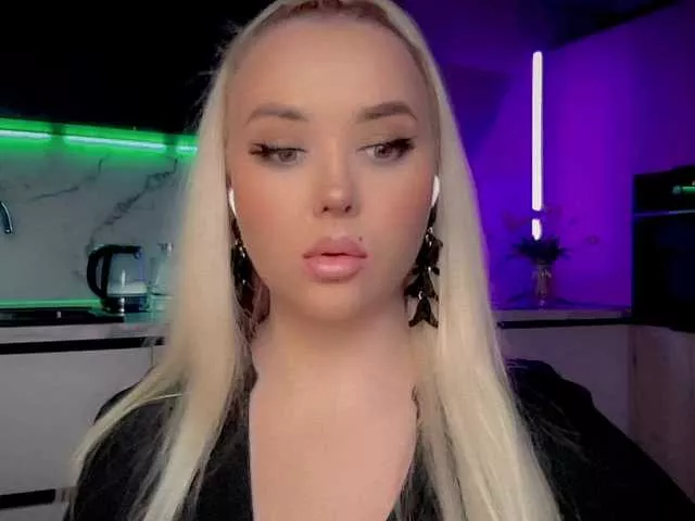 Offline In-your-fucking-mind on BongaCams