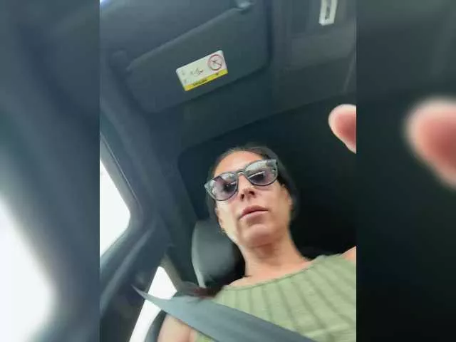 Offline IrinkaGata on BongaCams