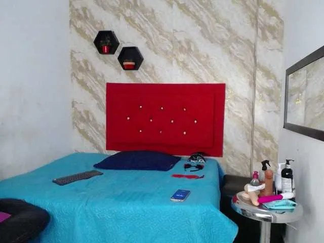 Issa-love on BongaCams