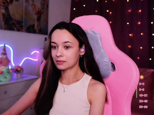 Offline JuicyAngel on BongaCams