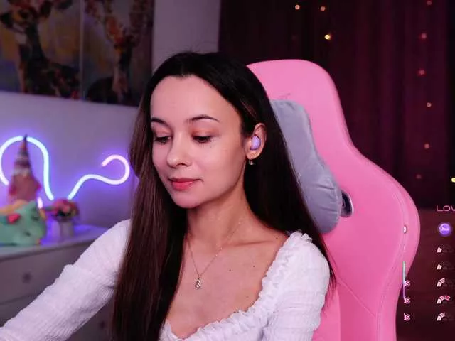 Offline JuicyAngel on BongaCams