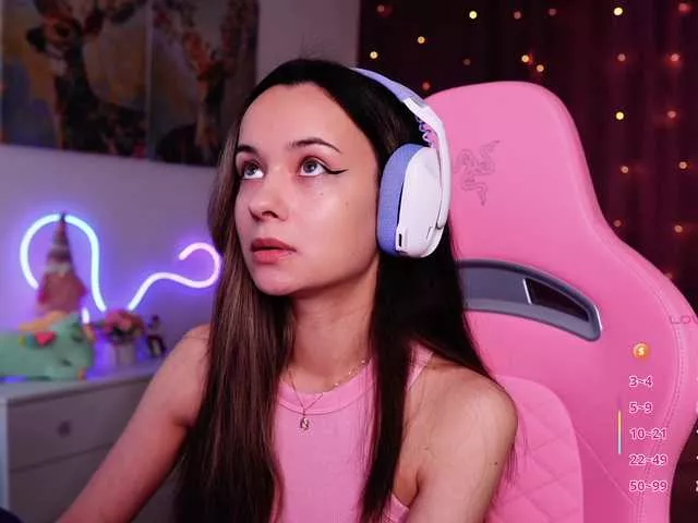 Offline JuicyAngel on BongaCams