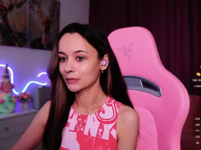 Offline JuicyAngel on BongaCams