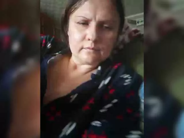 Offline Juli-huston on BongaCams