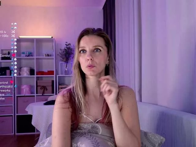 Karamelsw on BongaCams