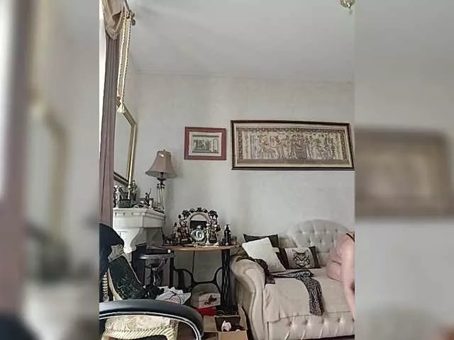 KarinkaSweet on BongaCams