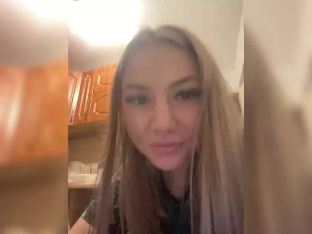 Offline karolina7 on BongaCams