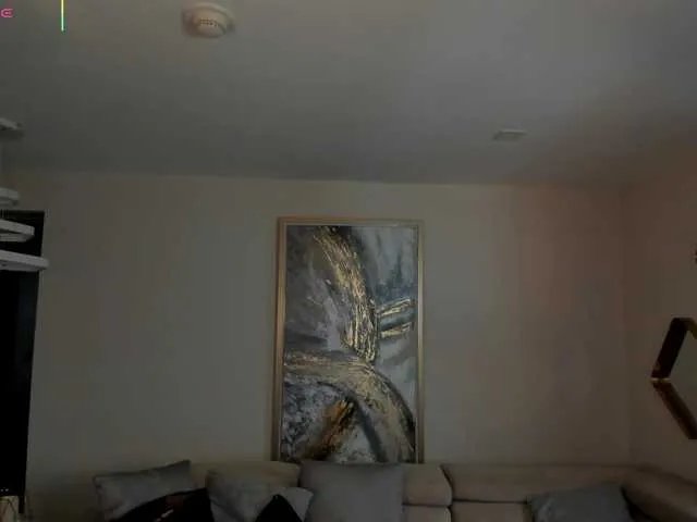 KateSunder — Let my little pussy make you cum  IG: @k_sunder_A goal: Suck big dick + Play with tits @remain Tokens  