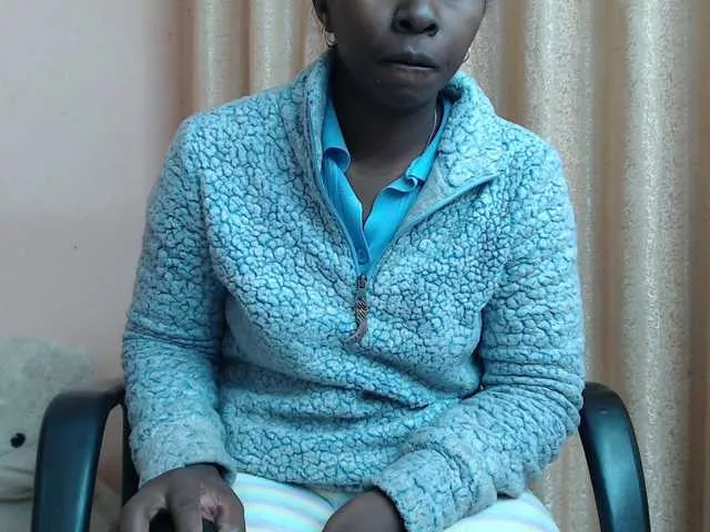 Offline Katty-12 on BongaCams