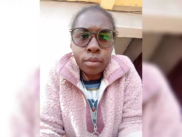 Offline Katty-12 on BongaCams