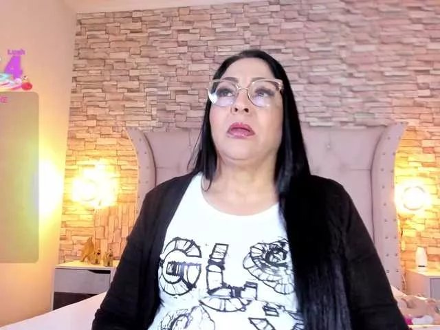 Keyla-Ruiz on BongaCams