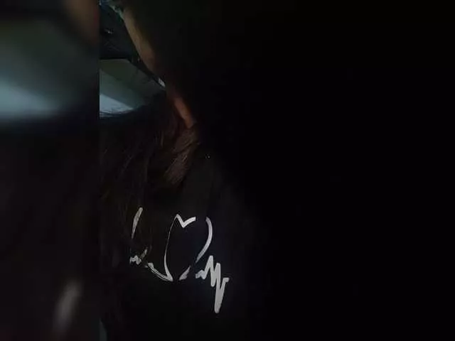 Freechat Kingofqueen23 on BongaCams