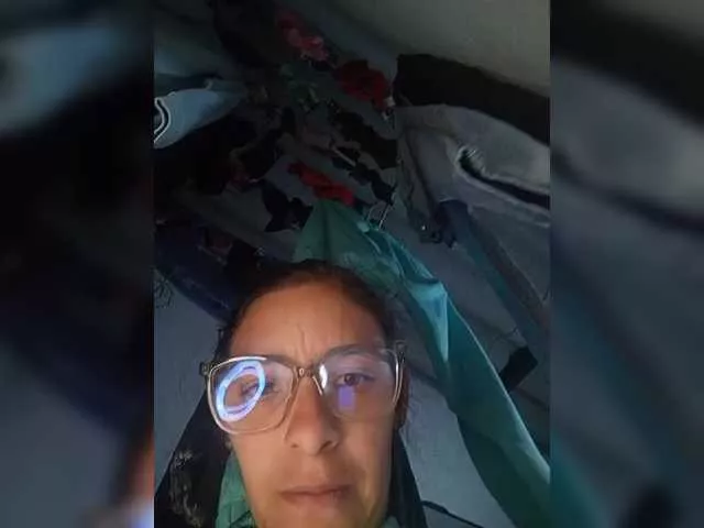 Freechat Kingofqueen23 on BongaCams