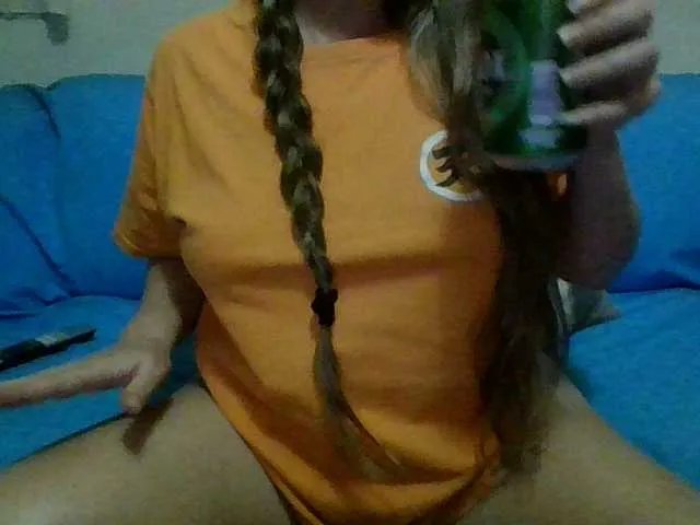 Kitty21 on BongaCams