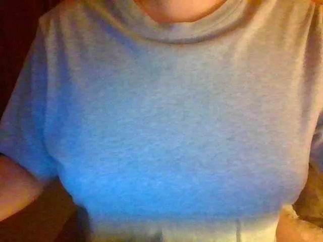 Kitty21 on BongaCams