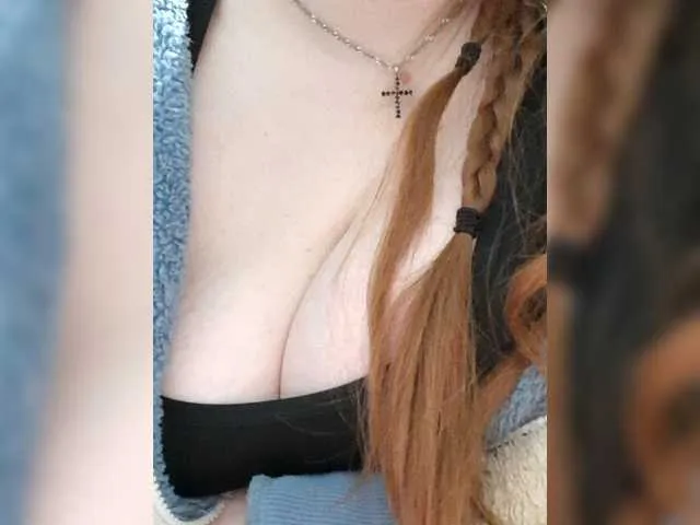 Offline kittywithbig on BongaCams