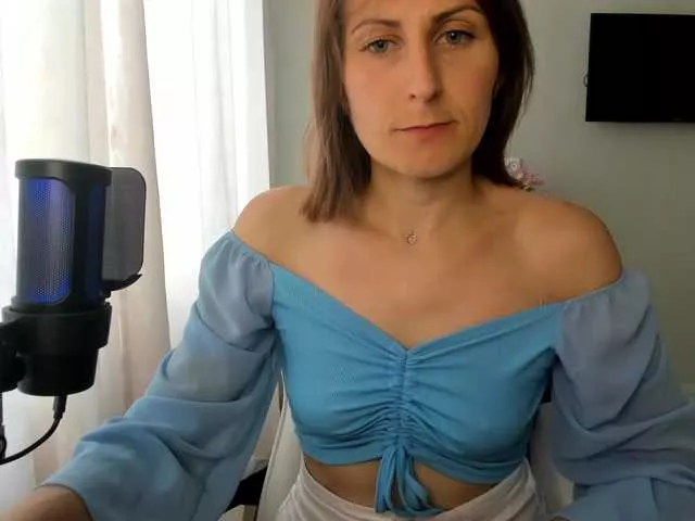 Offline Kiza9 on BongaCams