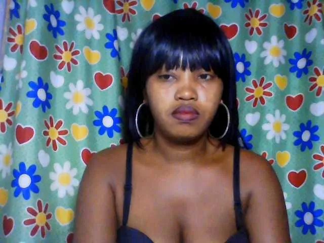 kylie11 on BongaCams