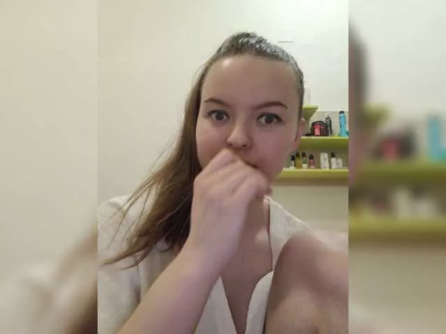 Offline Lady-Caroline on BongaCams